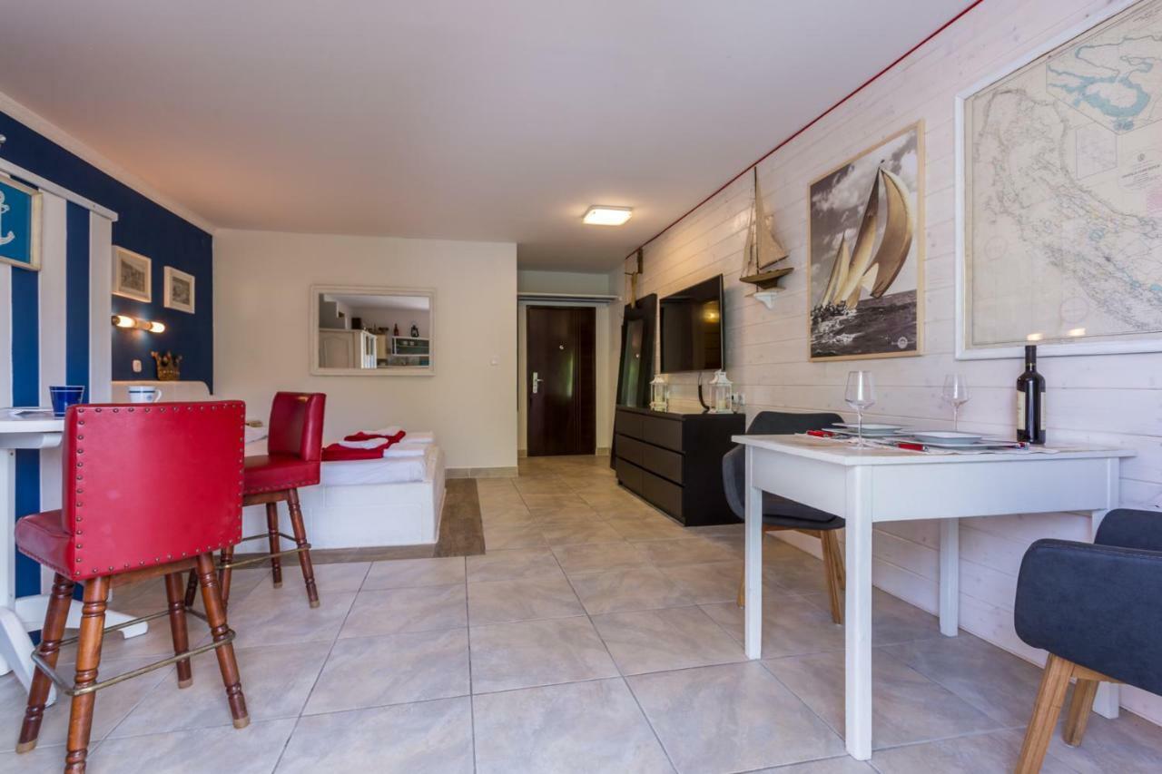 Apartments Villa Anna Baška Eksteriør billede