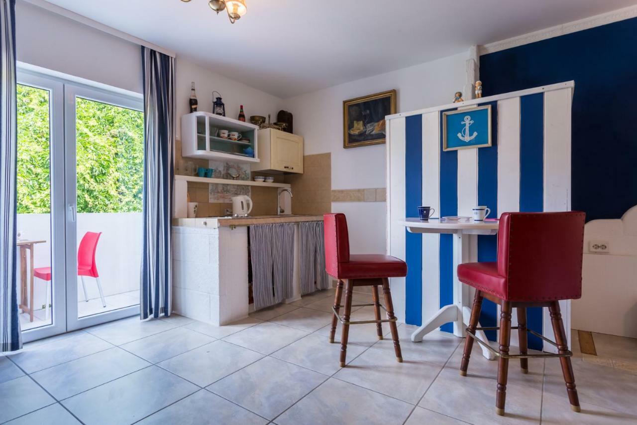 Apartments Villa Anna Baška Eksteriør billede